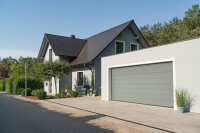 Hörmann Sektionaltor M-Sicke 2375 x 2125 mm mit Garagentorantrieb | Anthrazit-metallic (CH 703) | Antrieb: SupraMatic P